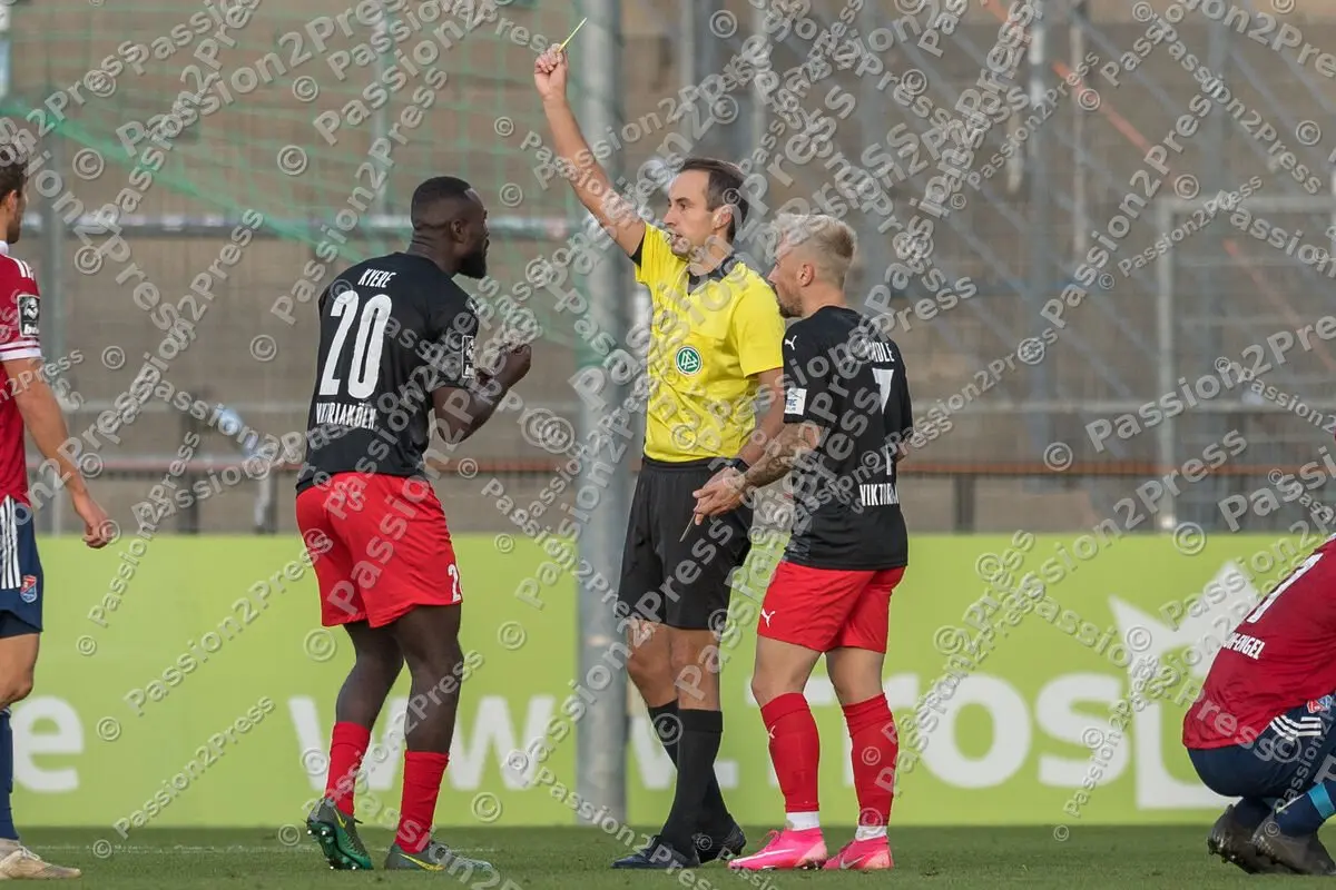 UHGVIK_20201122_0984