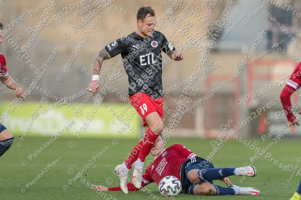 UHGVIK_20201122_1001