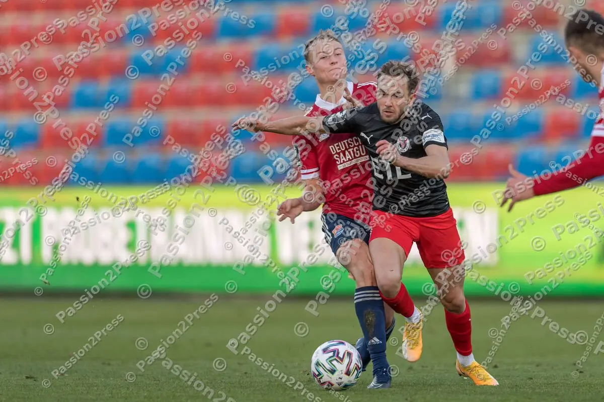 UHGVIK_20201122_1036