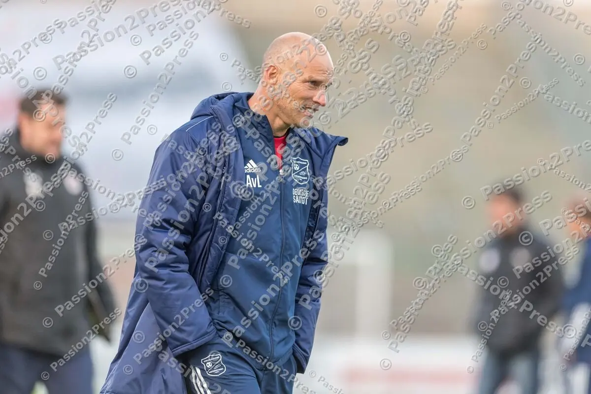 UHGVIK_20201122_1253-3