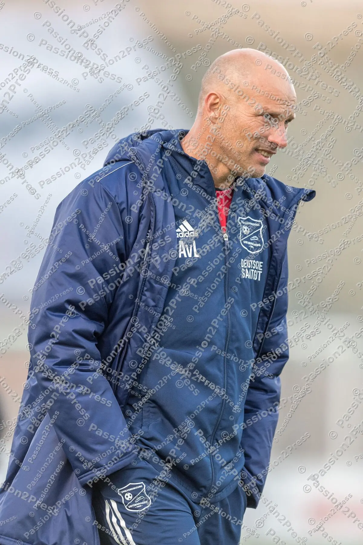 UHGVIK_20201122_1253