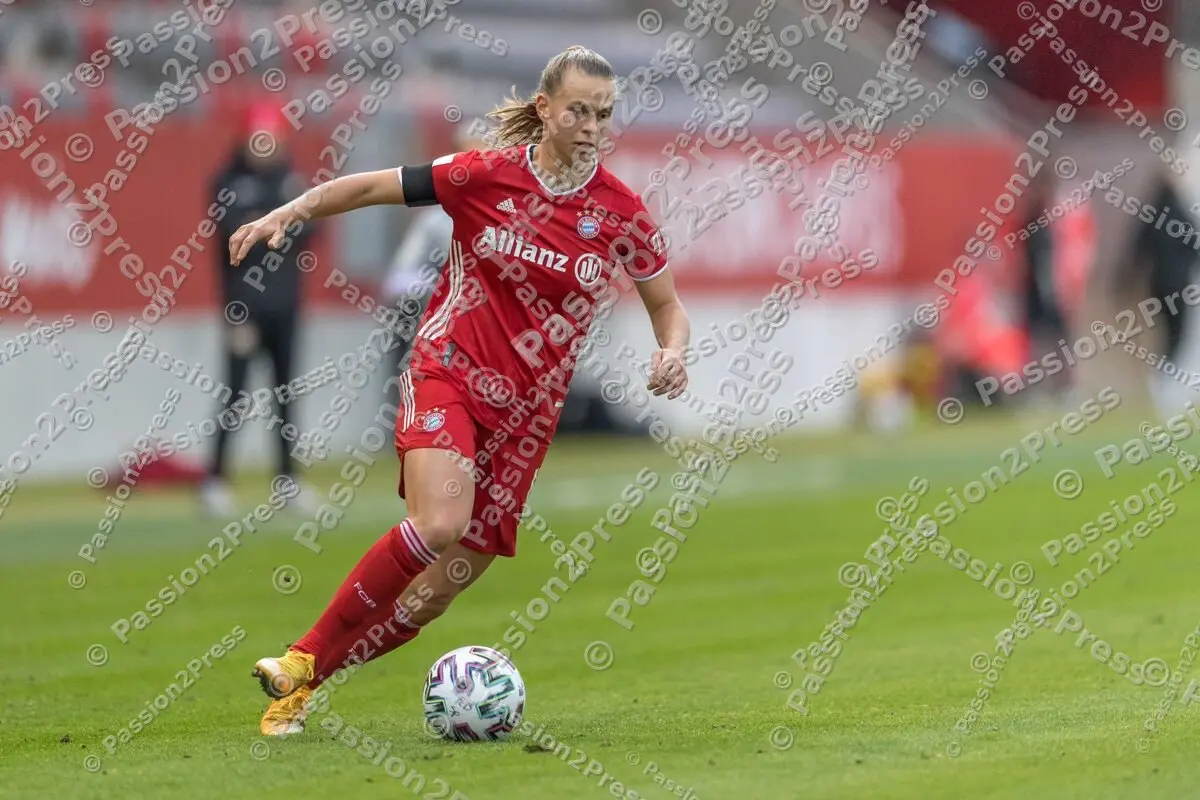 FCBB04_20201206_1056