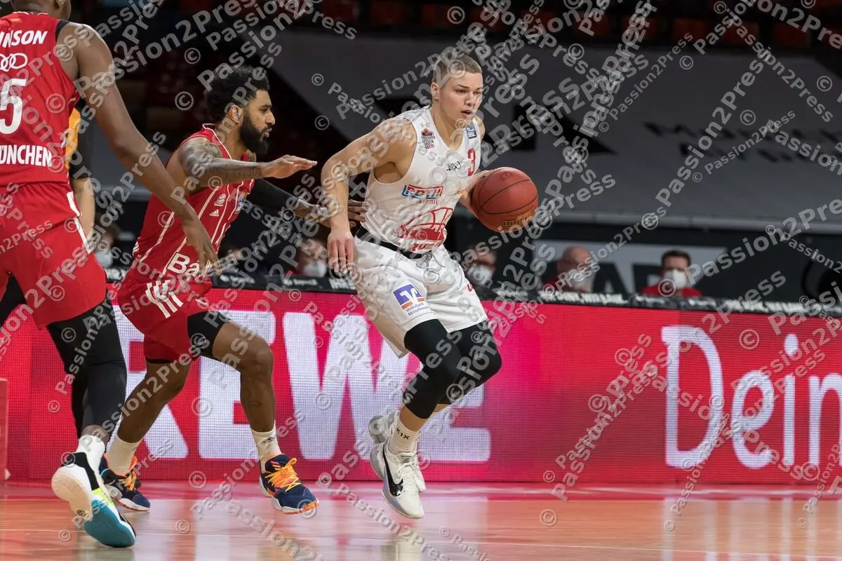 FCBBG46_20201213_0061