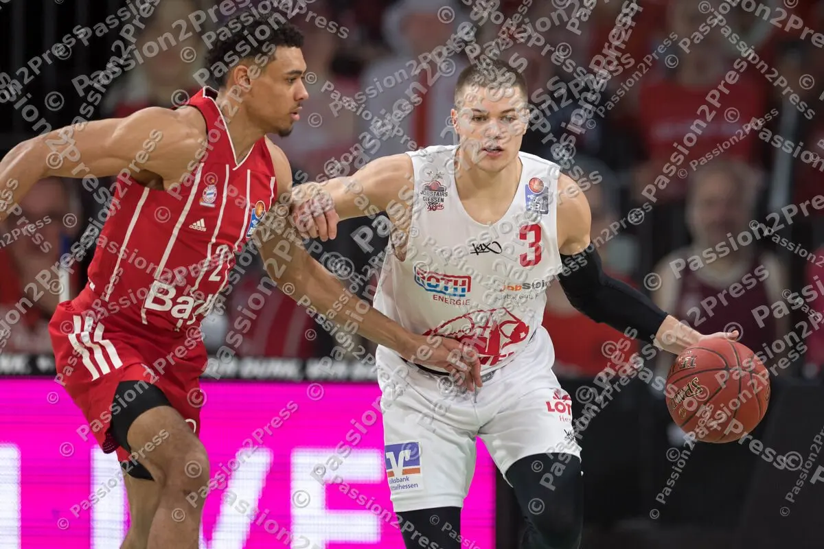 FCBBG46_20201213_0321