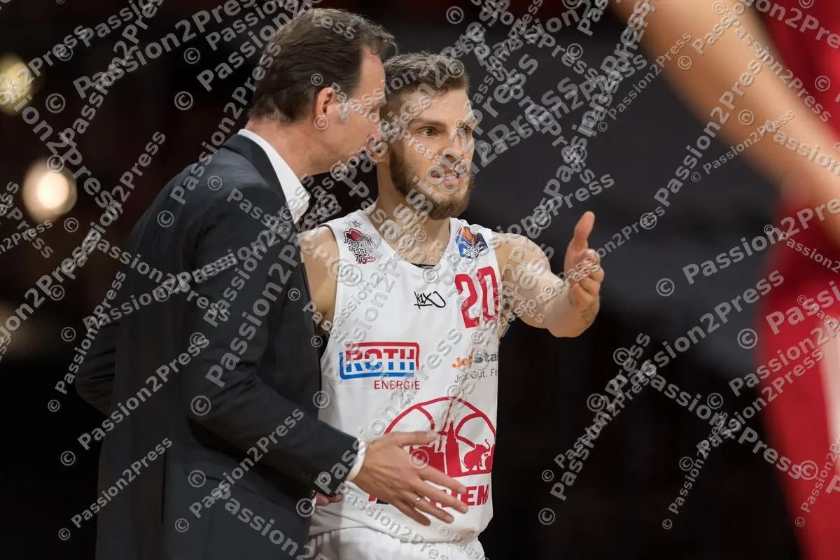 FCBBG46_20201213_0424