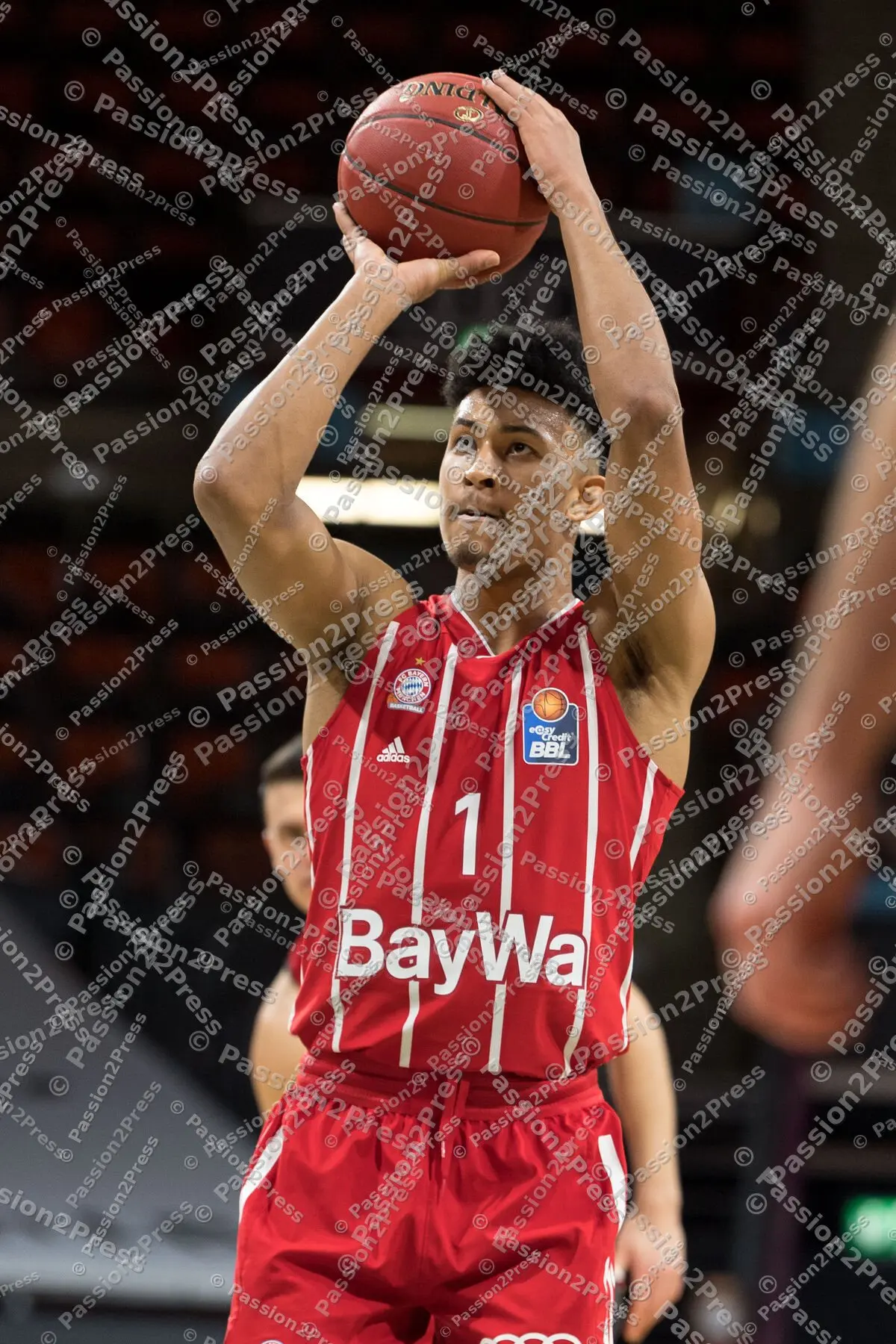 FCBBG46_20201213_1017