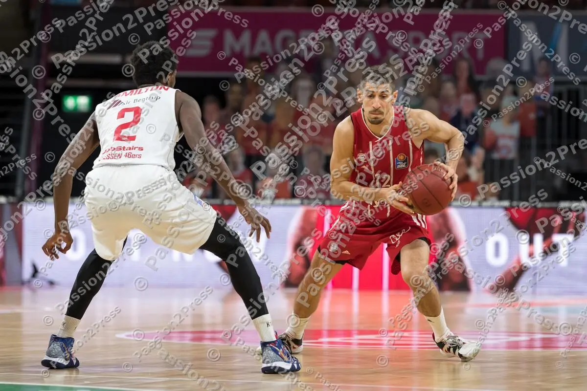 FCBBG46_20201213_1031