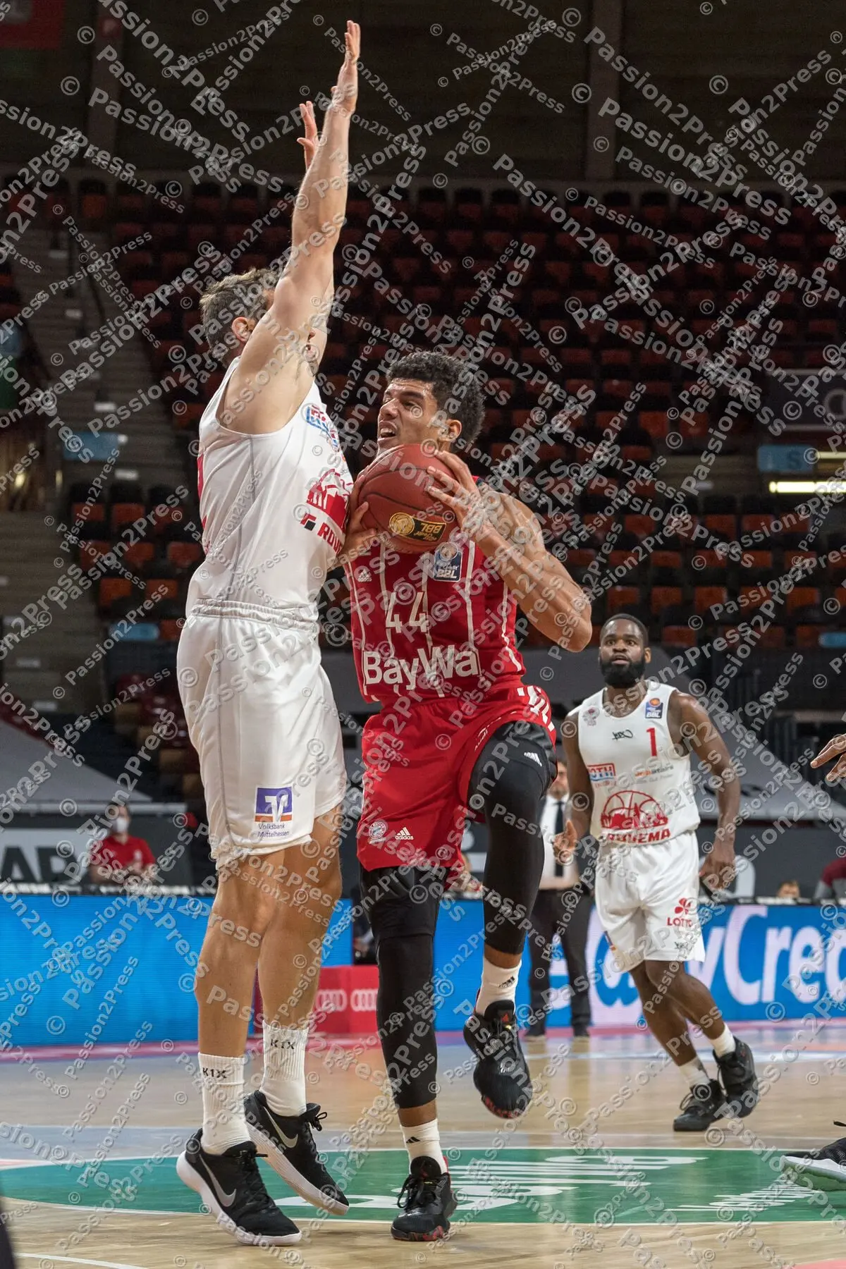 FCBBG46_20201213_1123