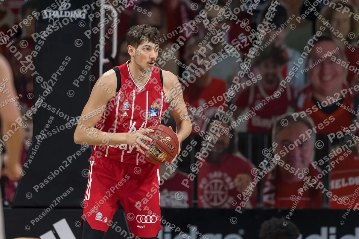 FCBBG46_20201213_1255