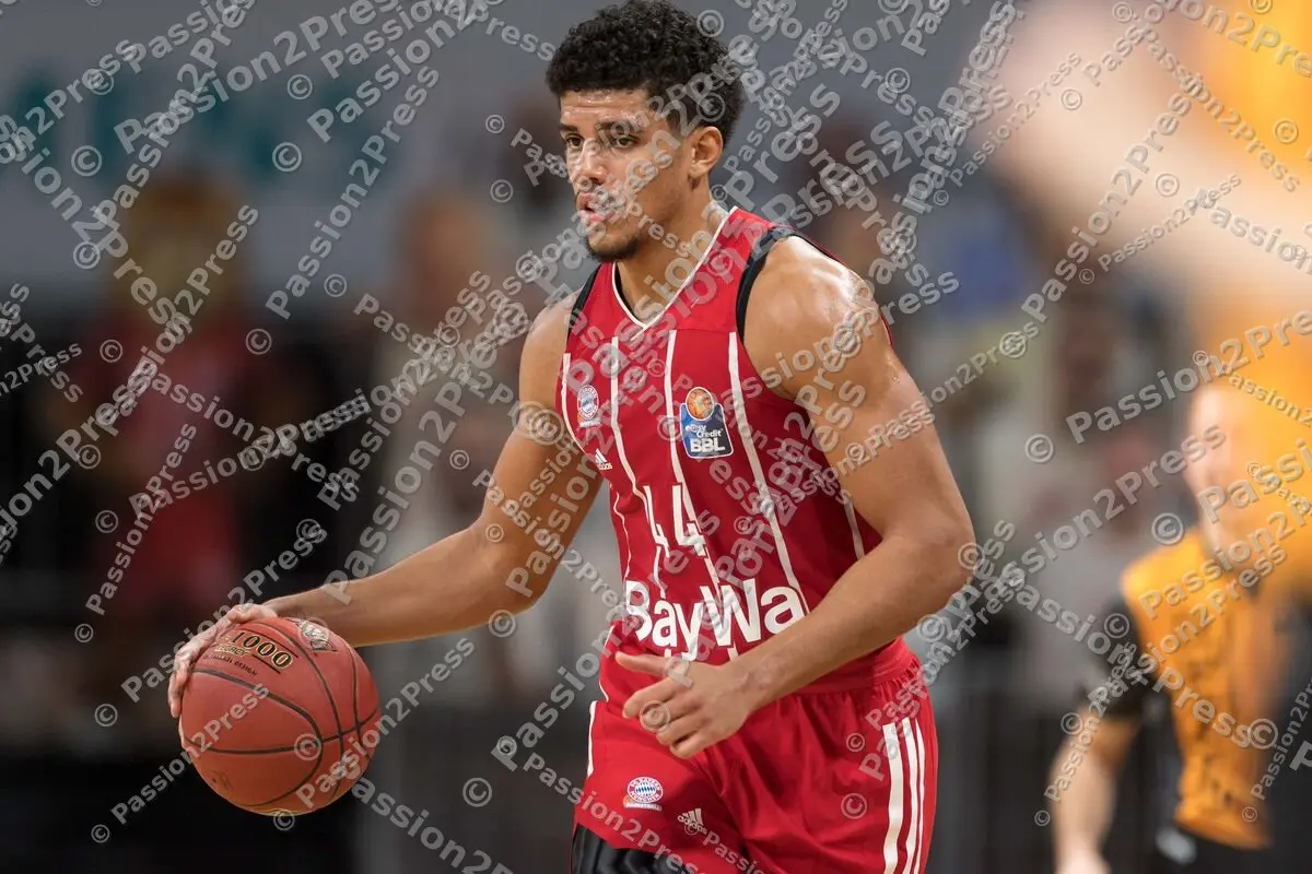 FCBBG46_20201213_1265