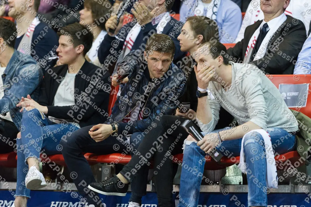 mf_FCBBUM_20170308_0366