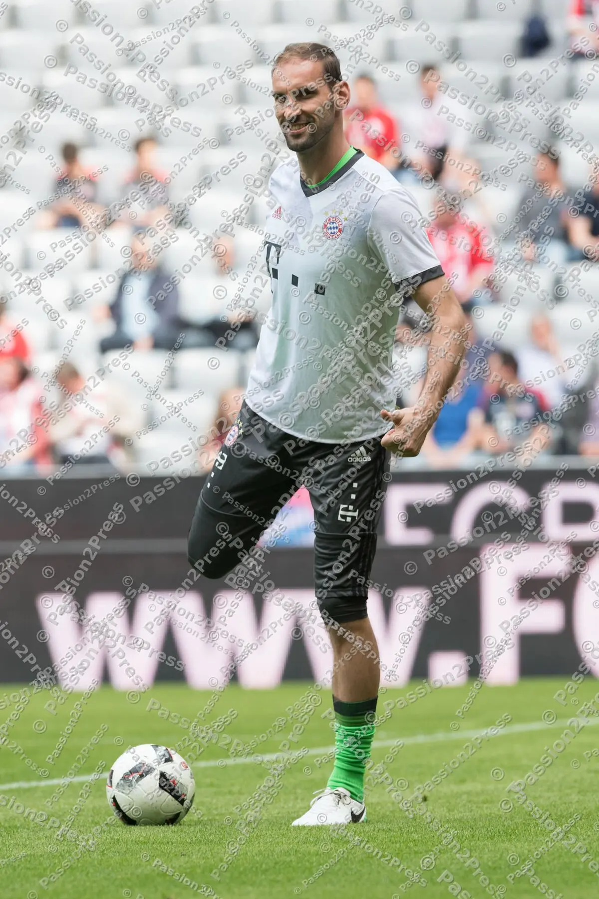 mf_FCBFCA_20170401_0030