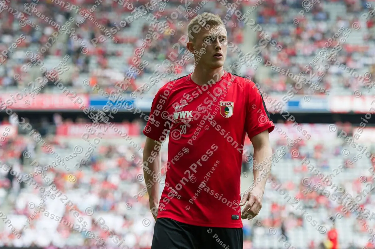 mf_FCBFCA_20170401_0518