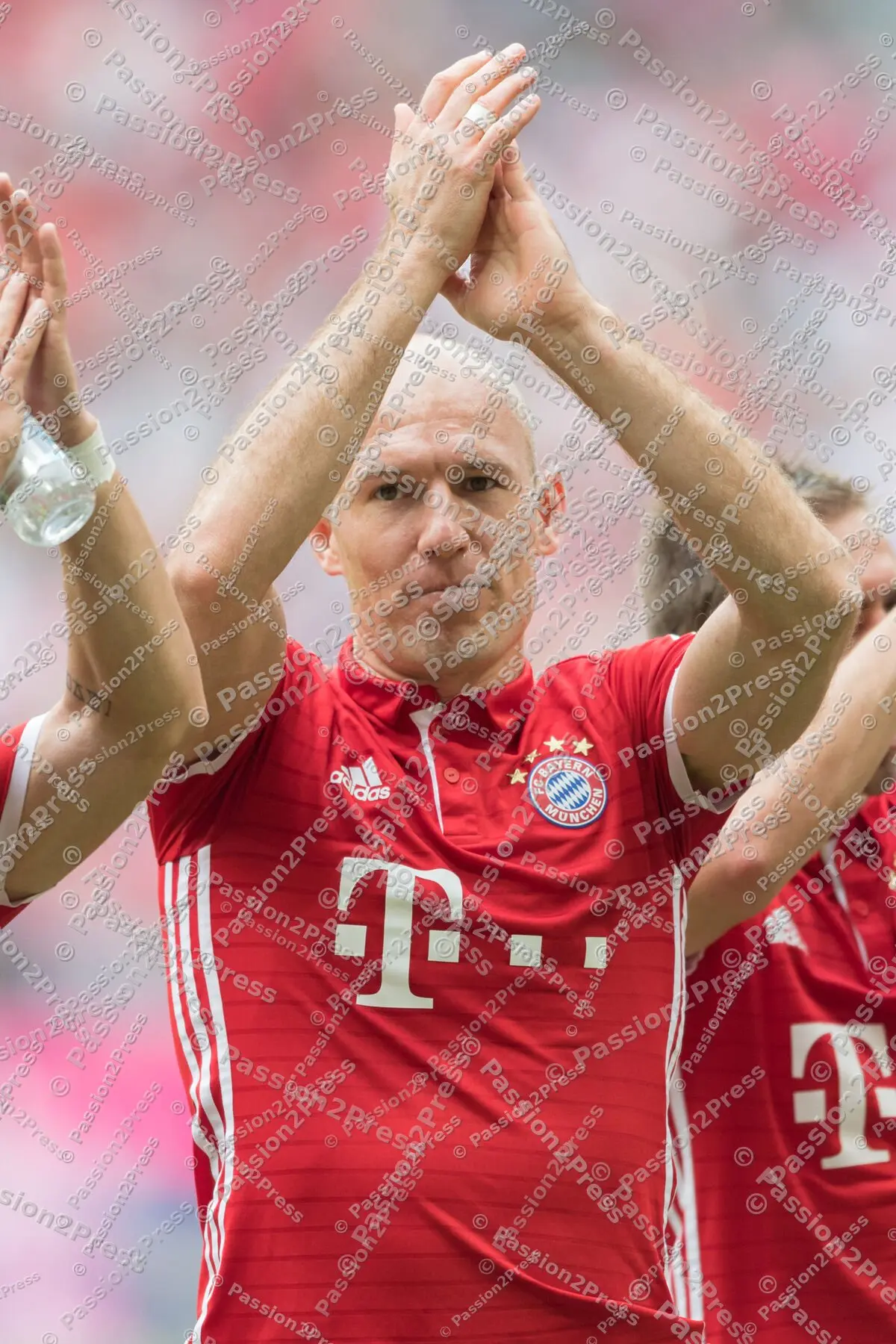 mf_FCBFCA_20170401_1828