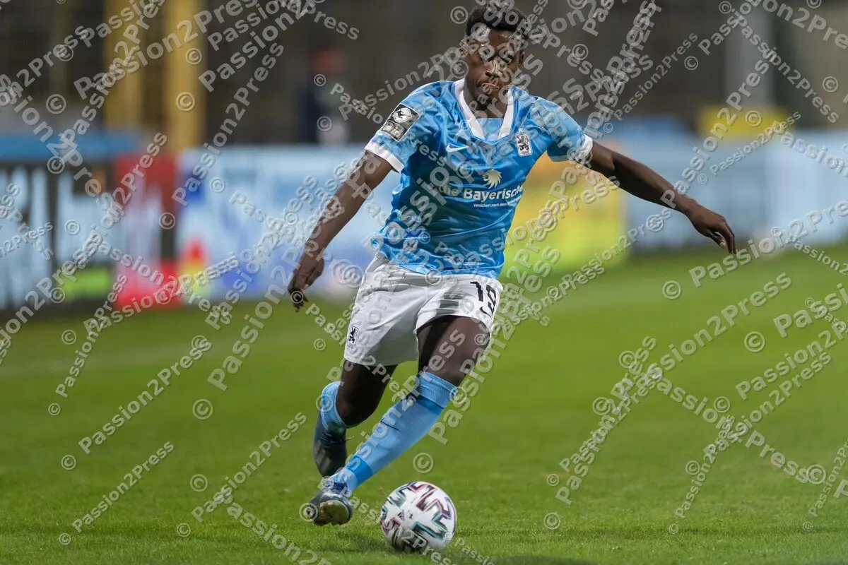 M60UHG_20210226_0607