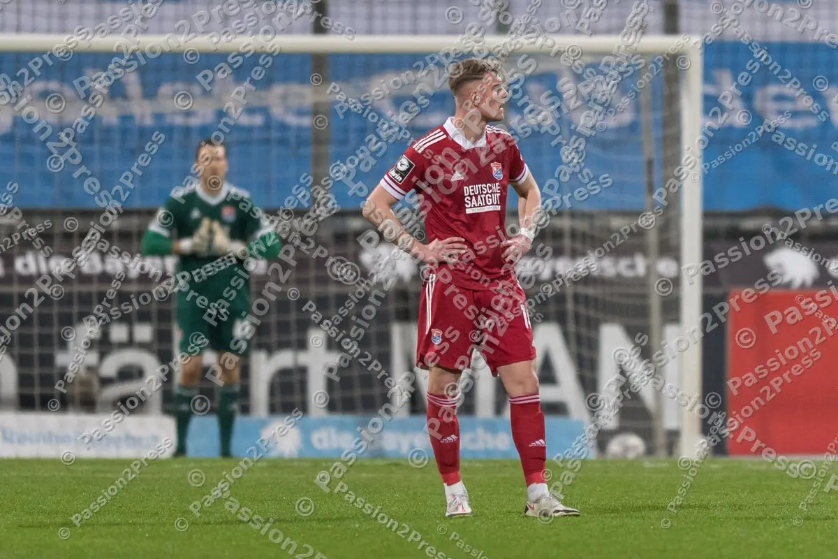 M60UHG_20210226_1022