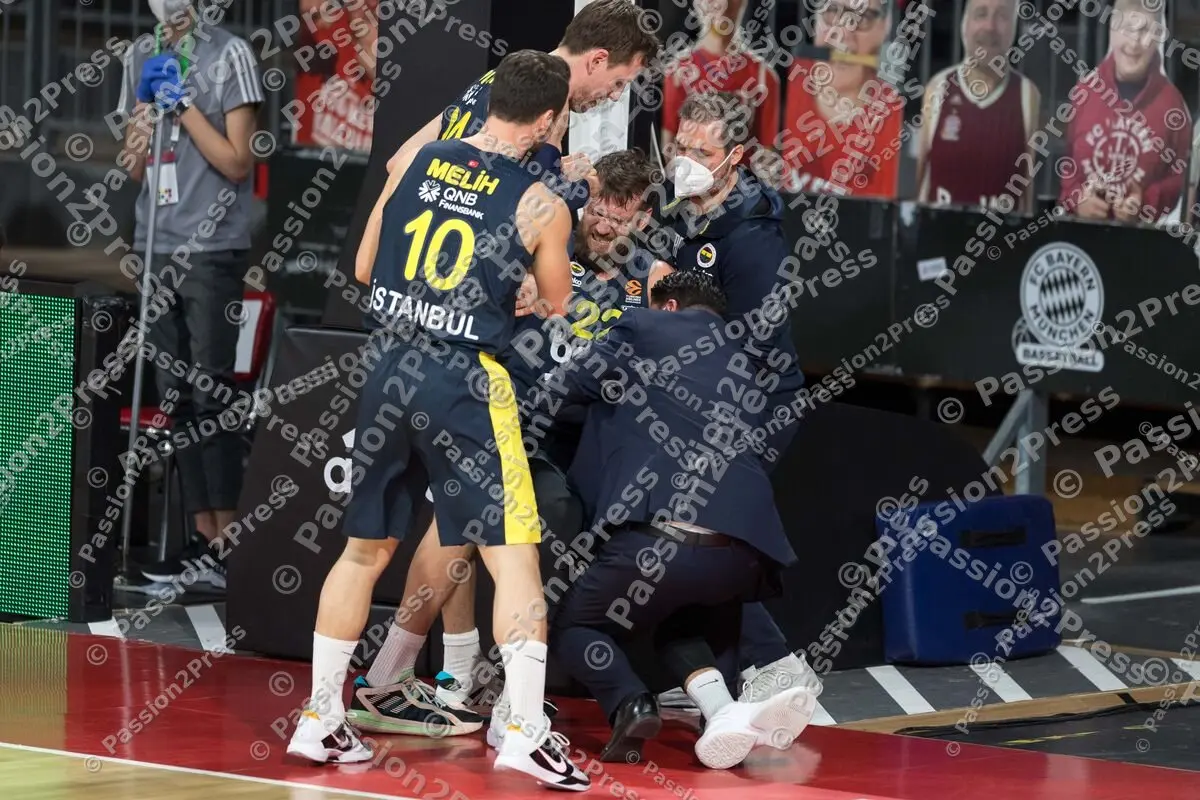 20210330 FC Bayern München - Fenerbahce Istanbul