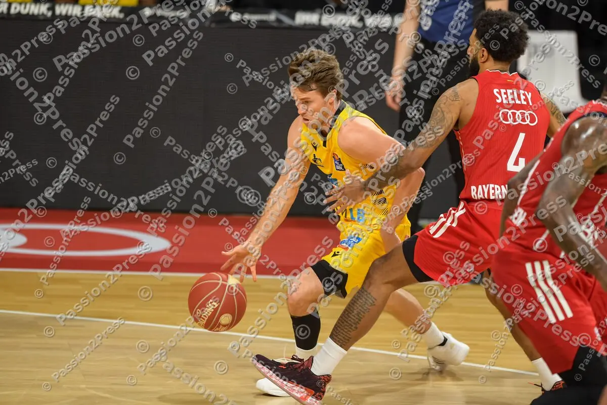 FCBLWB_20210604_0300