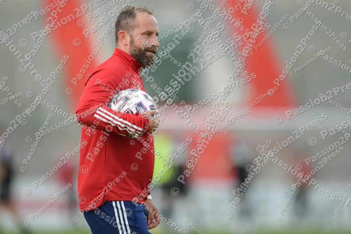 UHGFCM_20210817_0054