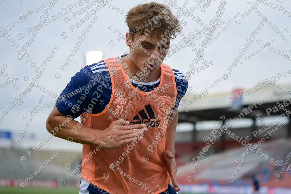 UHGFCM_20210817_0151