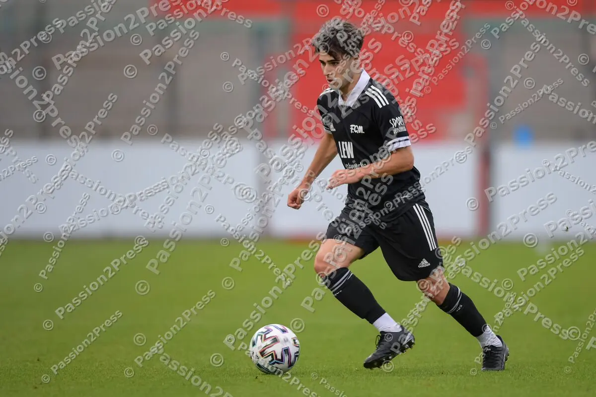 UHGFCM_20210817_0559