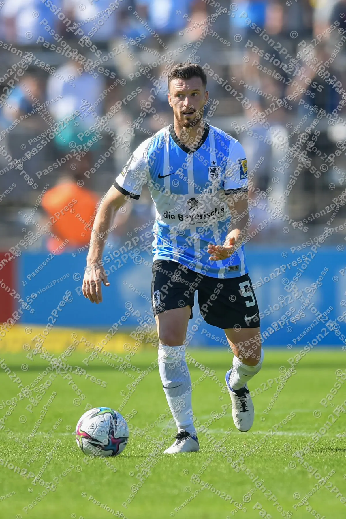 M60SVM_20210904_1287