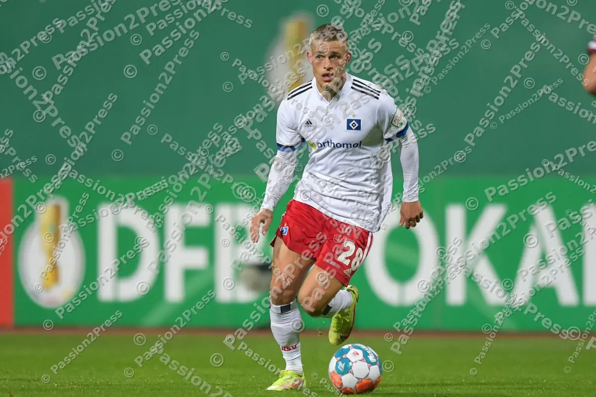 FCNHSV_20211026_1303