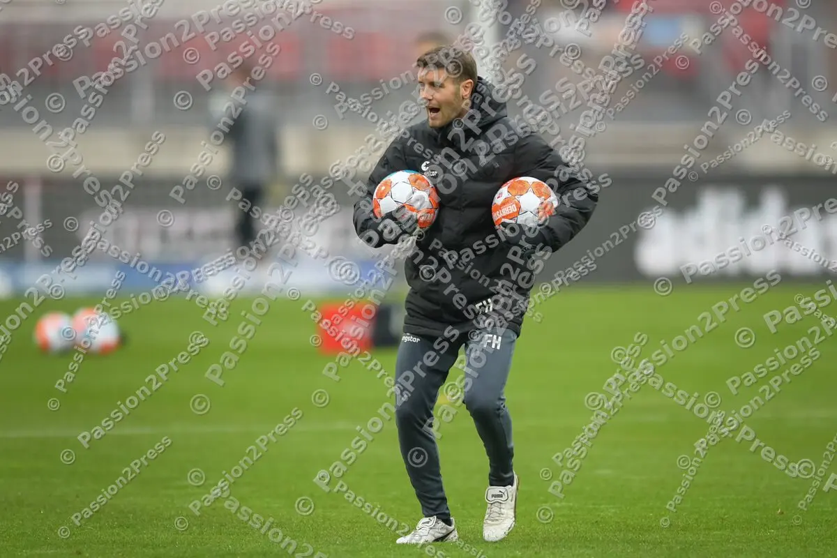 FCNFCS_20211128_0077