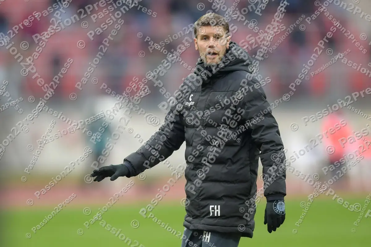 FCNFCS_20211128_0179