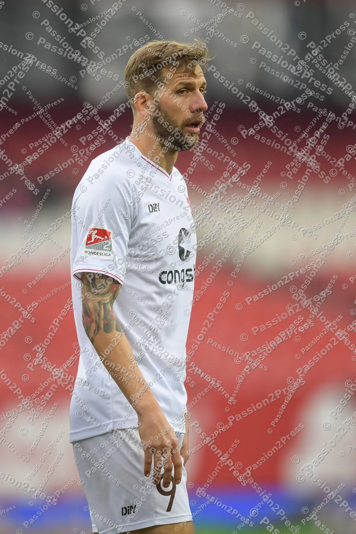 FCNFCS_20211128_0331