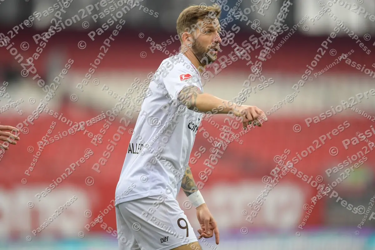 FCNFCS_20211128_0332