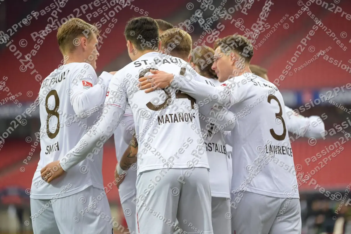 FCNFCS_20211128_0353