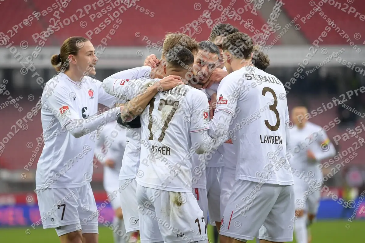 FCNFCS_20211128_0458