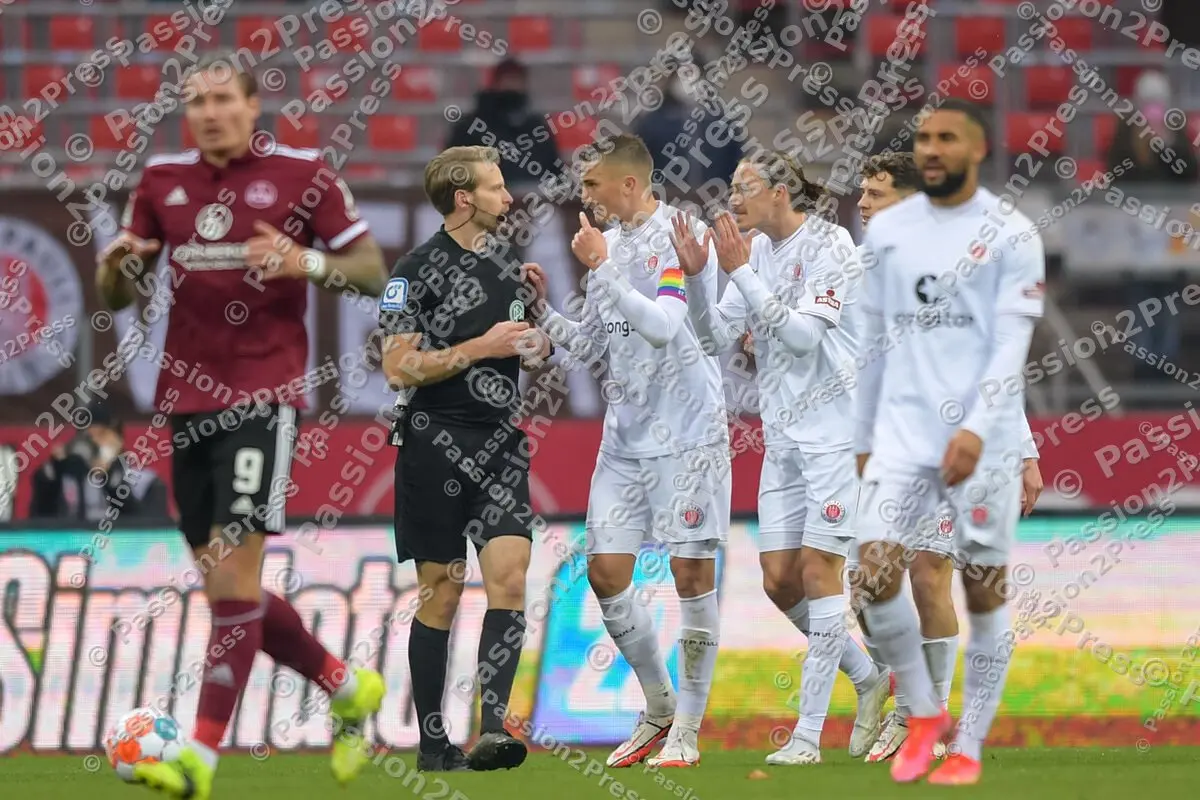 FCNFCS_20211128_0543