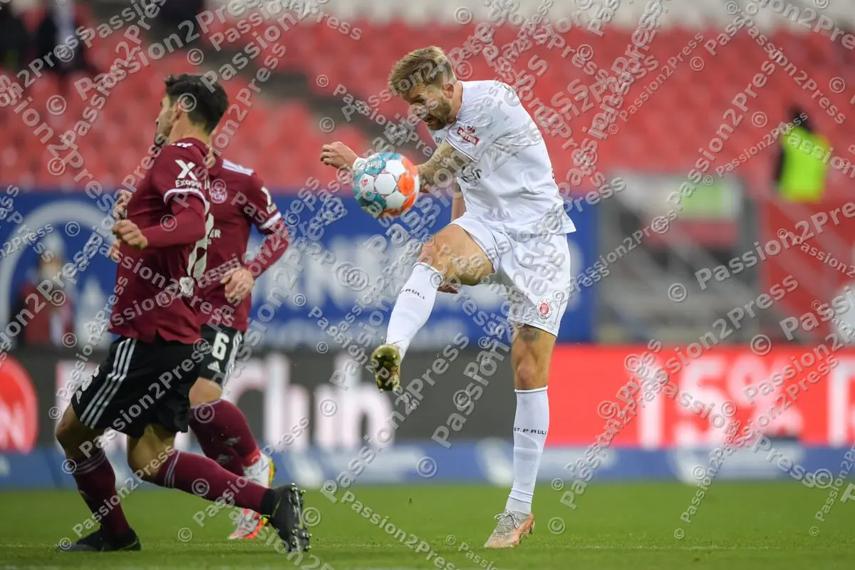 FCNFCS_20211128_0558