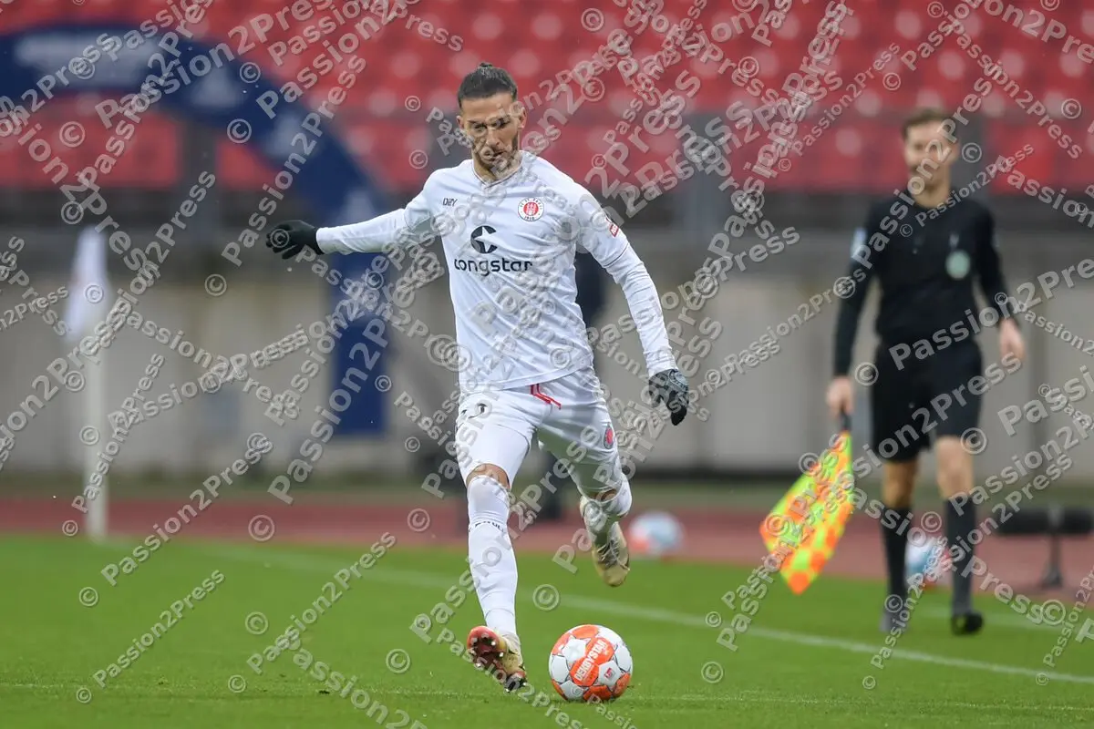 FCNFCS_20211128_0568