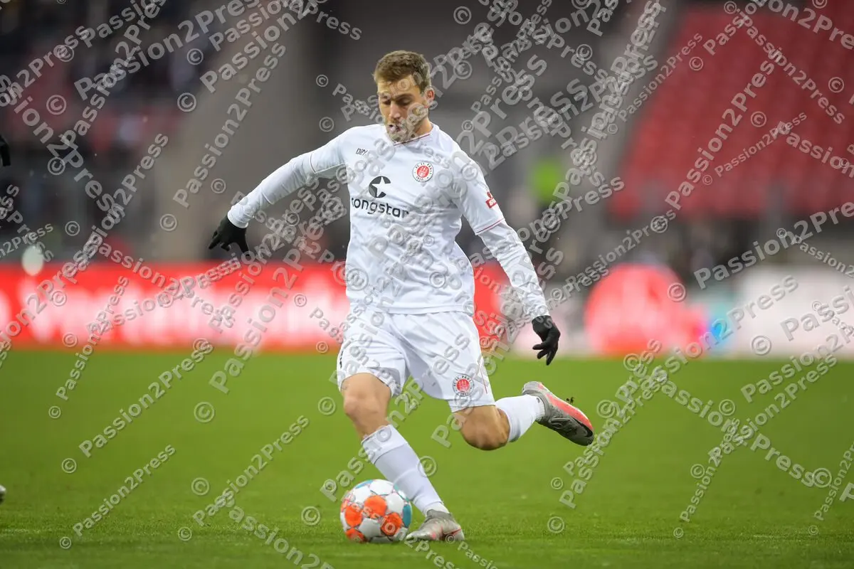 FCNFCS_20211128_0686