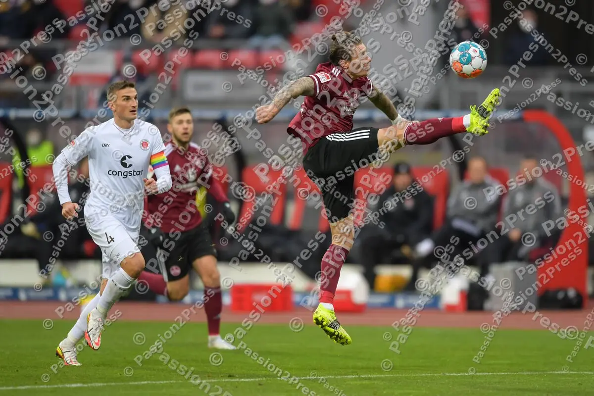 FCNFCS_20211128_0883