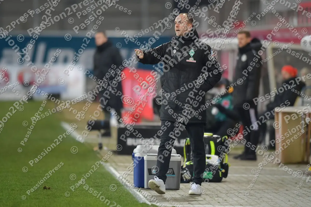 SSVSVW_20211210_0319