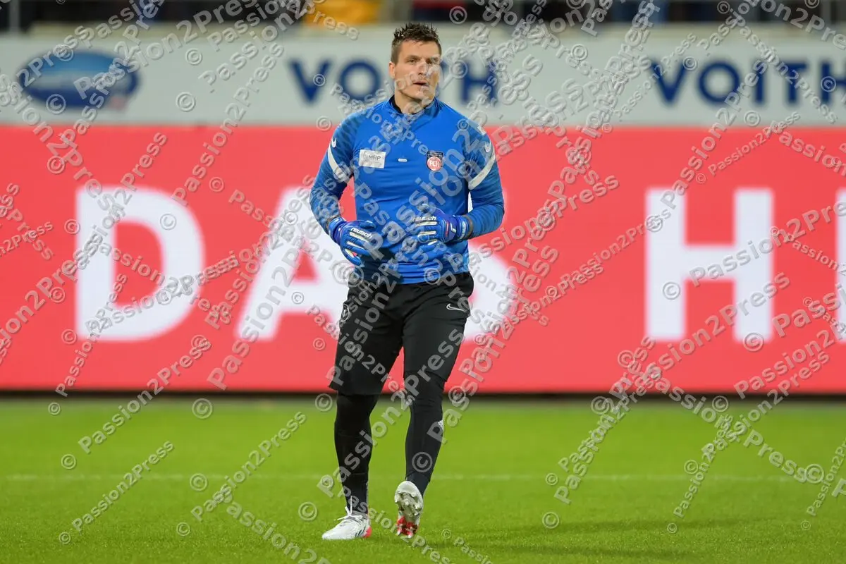 FCHH96_20220204_0056