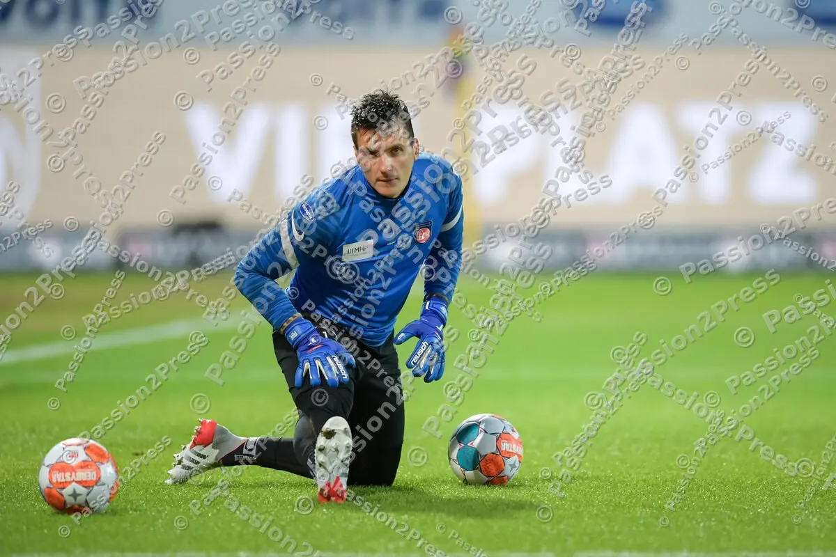 FCHH96_20220204_0077