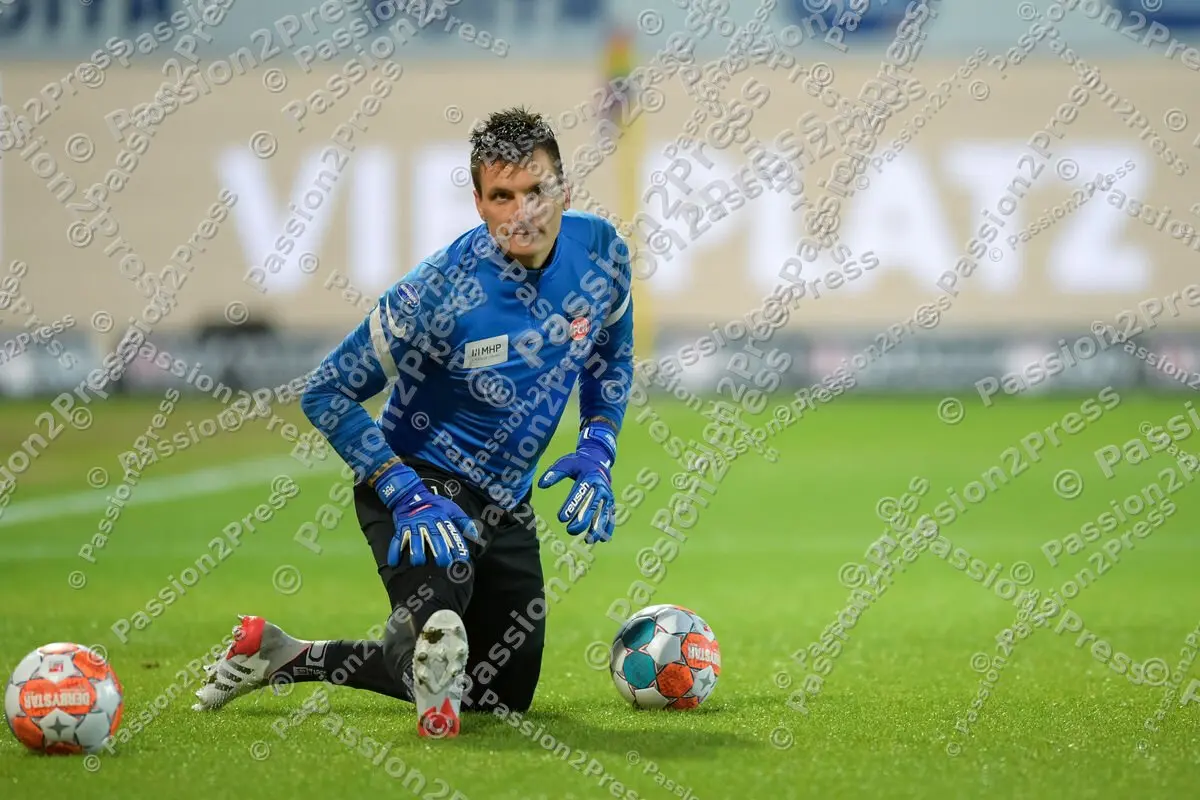 FCHH96_20220204_0081