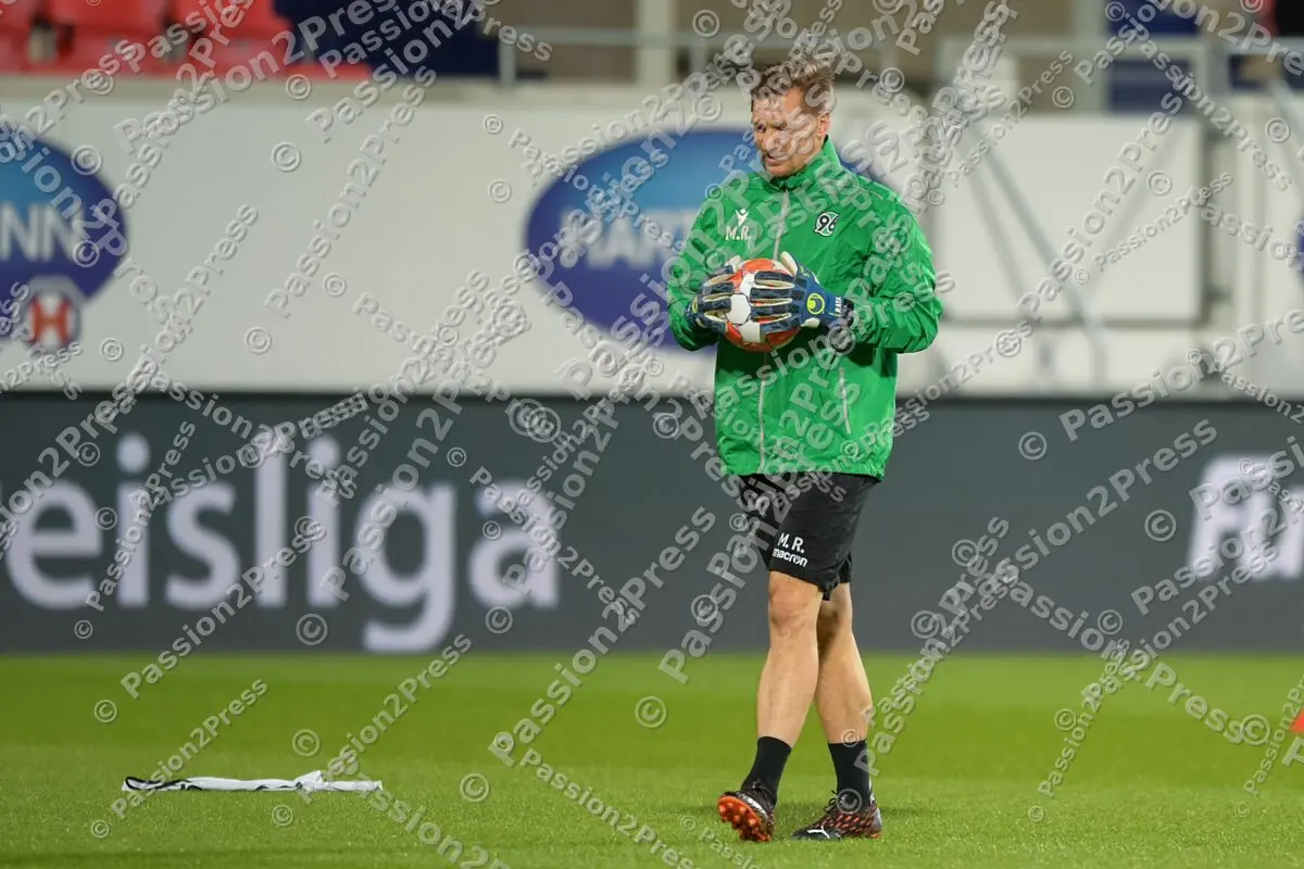 FCHH96_20220204_0101