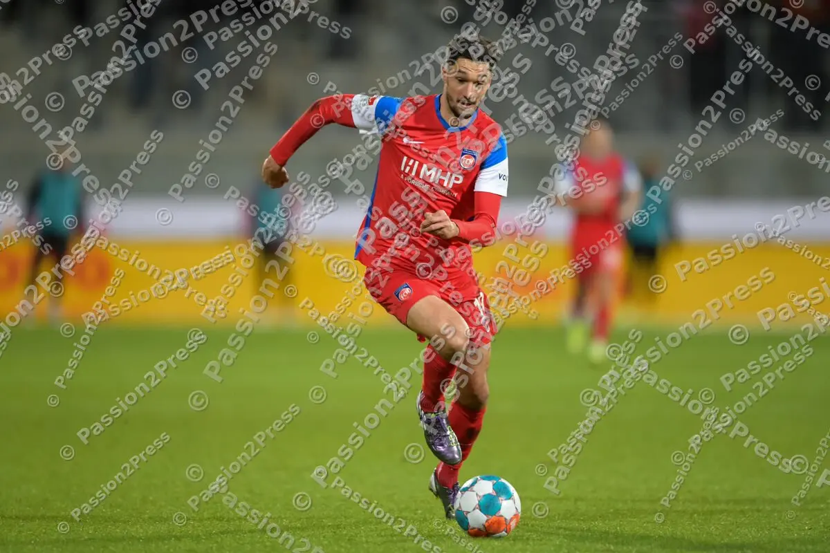 FCHH96_20220204_0684