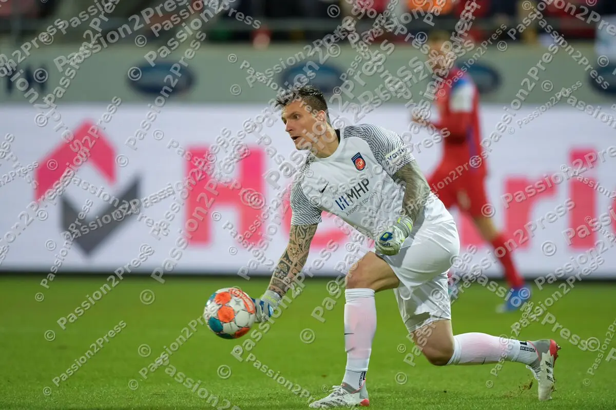 FCHH96_20220204_1100