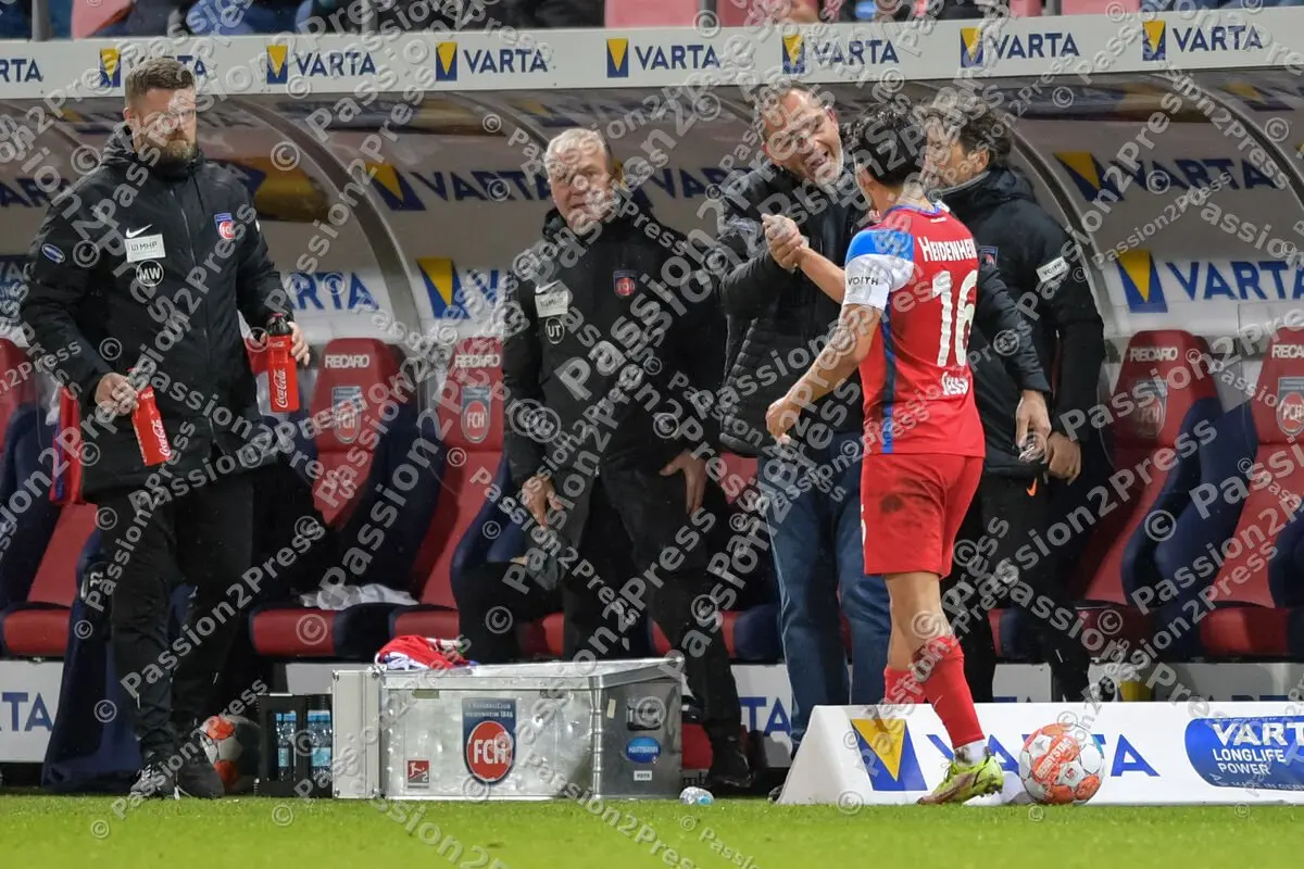 FCHH96_20220204_1293