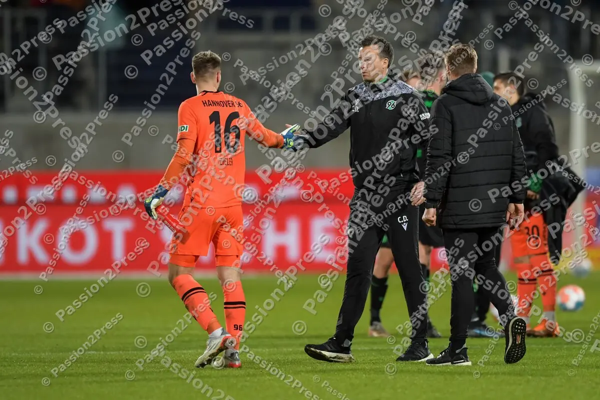 FCHH96_20220204_1661