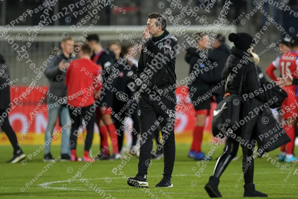 FCHH96_20220204_1673