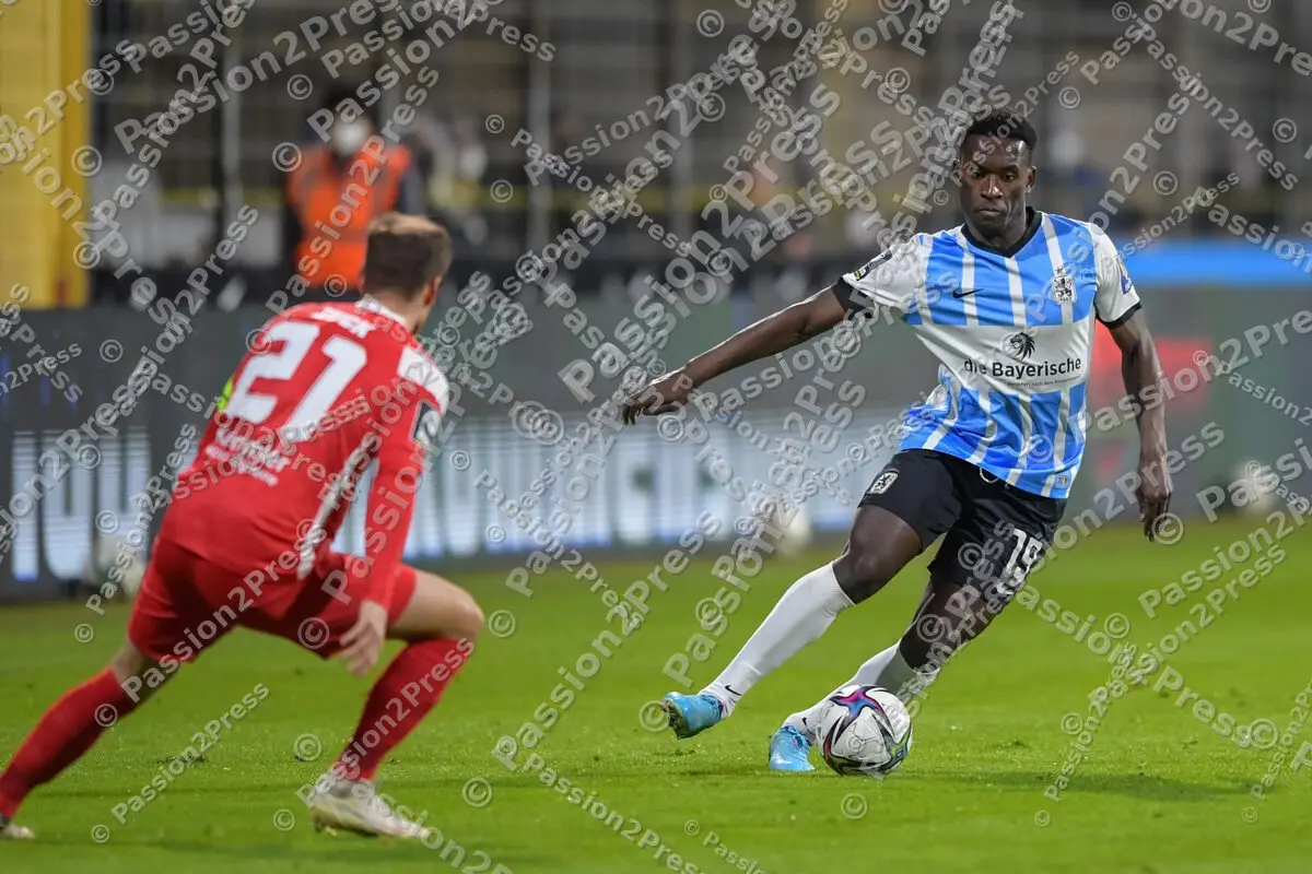 M60FCK_20220301_1062