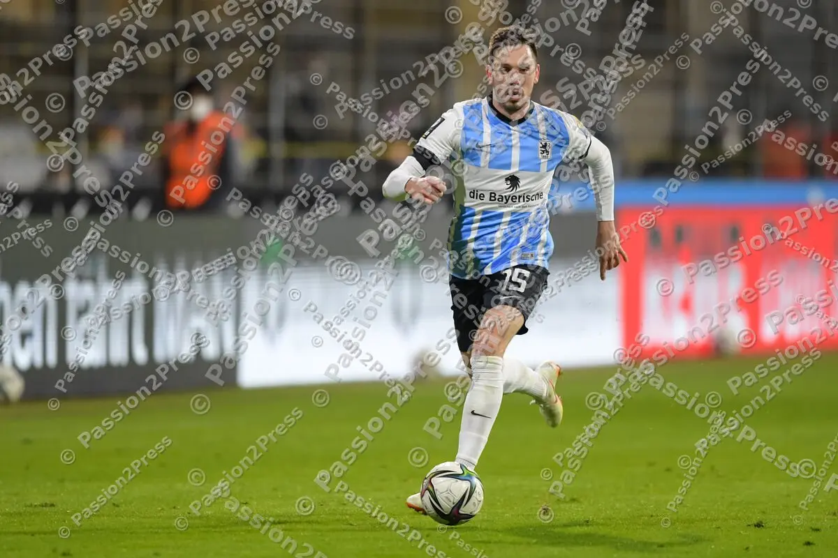 M60FCK_20220301_1273